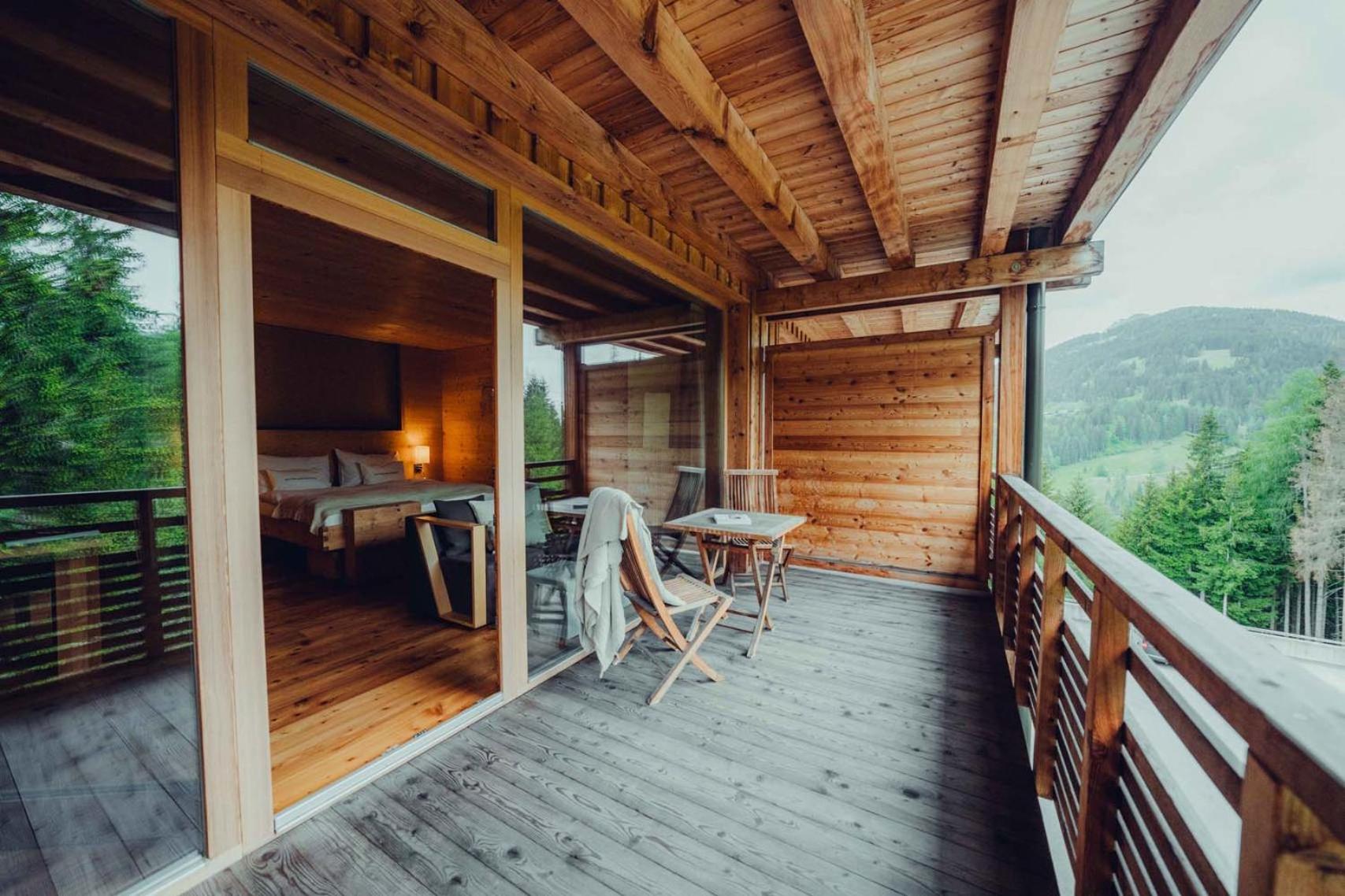 Holzhotel Forsthofalm Леоганг Экстерьер фото