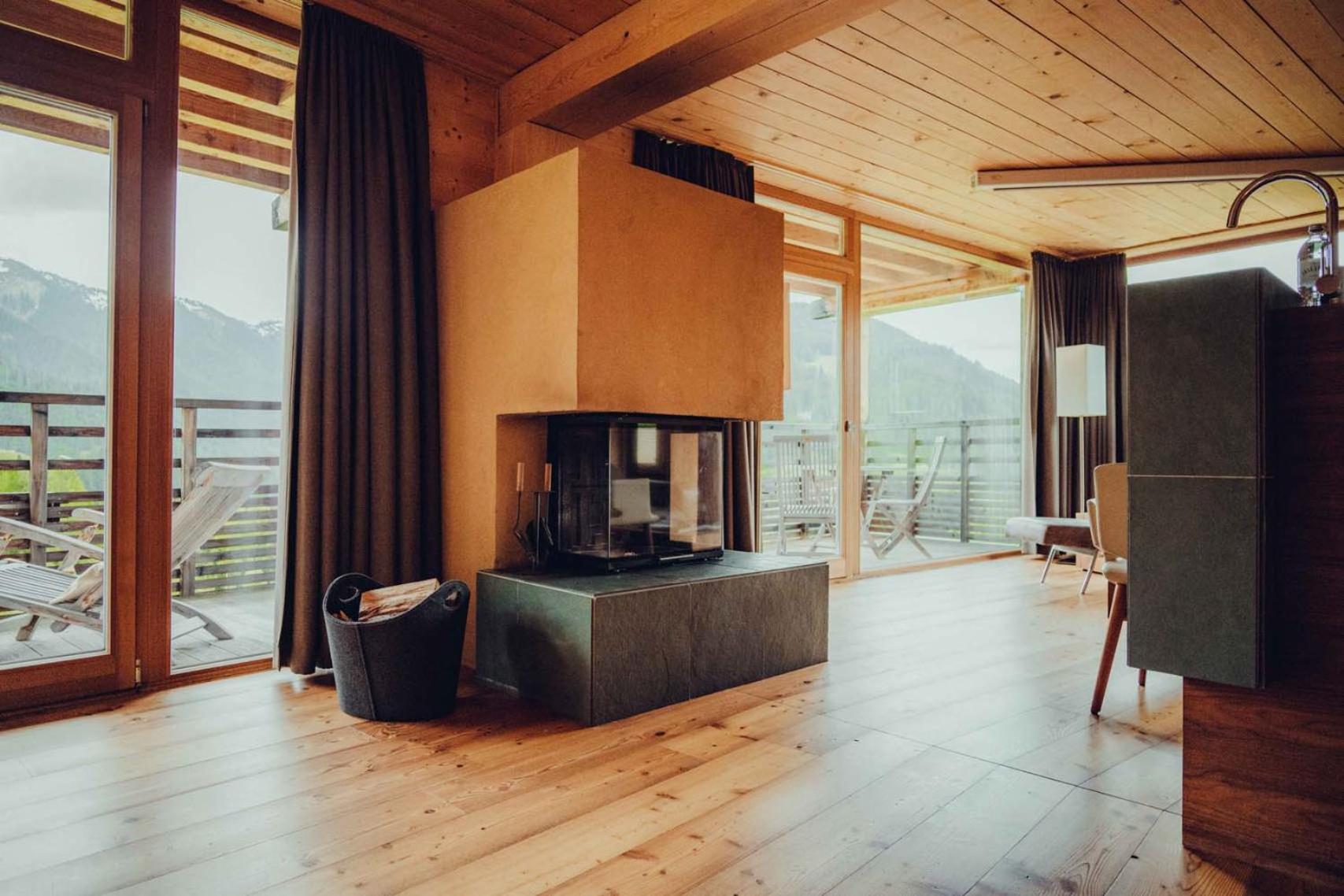 Holzhotel Forsthofalm Леоганг Экстерьер фото